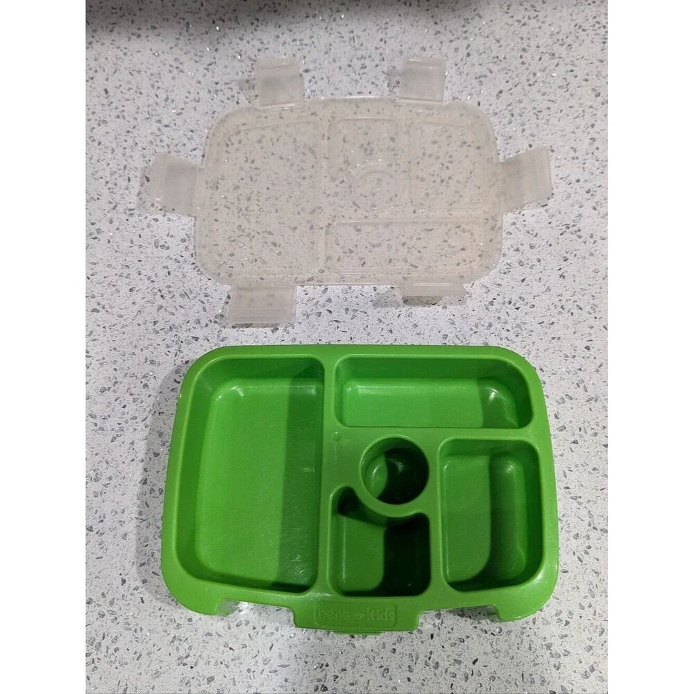 Bentgo compartment leak